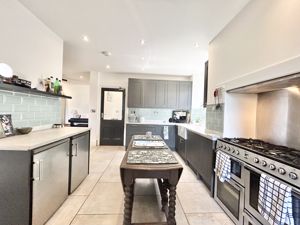 Photo 13- click for photo gallery